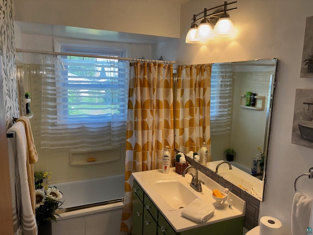 1264 92nd Ave W, Duluth, MN 55808 - full bath with vanity and shower / bath combo