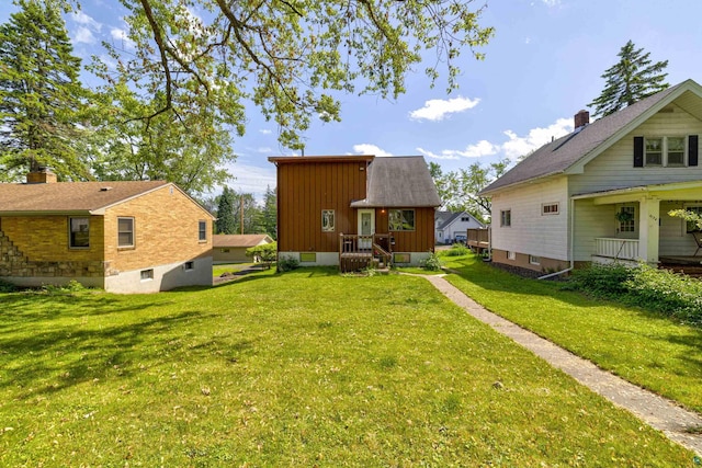 4128 Gladstone St, Duluth, MN 55804 - view of green lawn