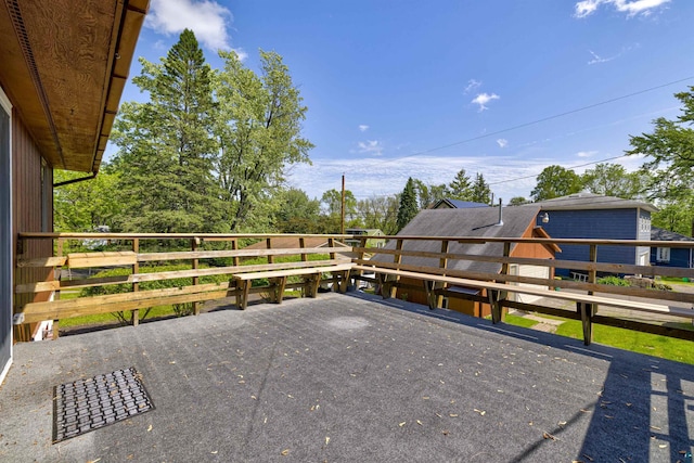 4128 Gladstone St, Duluth, MN 55804 - view of patio
