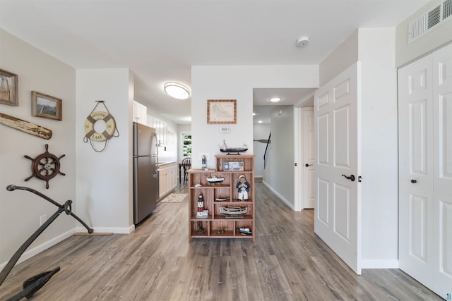 524 Marina Dr Unit 524, Superior, WI 54880 - dining room featuring light wood-style flooring