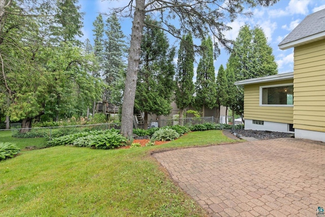 2323 Catskill St, Duluth, MN 55811 - view of yard featuring a patio