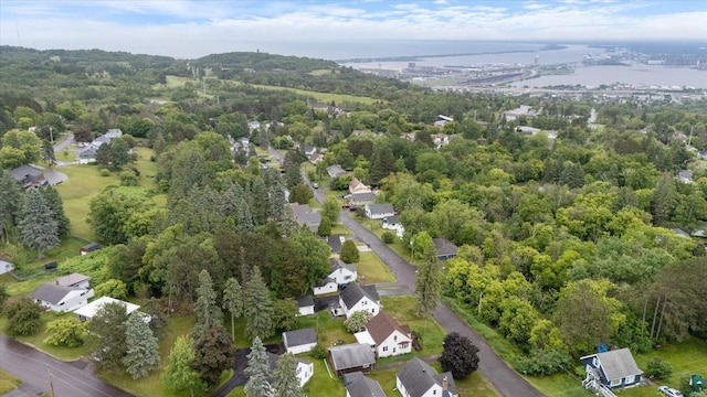 2323 Catskill St, Duluth, MN 55811 - aerial view of property and surrounding area with nearby suburban area