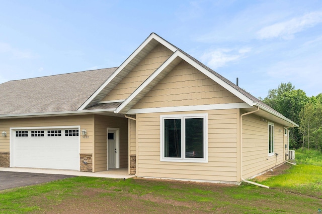 5122 Hermantown Rd Unit 5122, Hermantown, MN 55810 - view of front of property featuring a garage and driveway