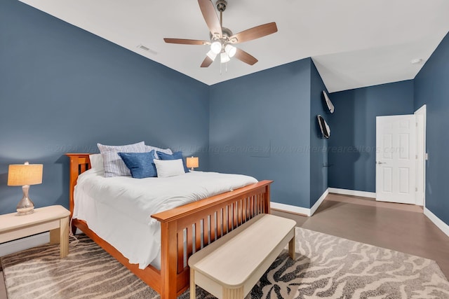 bedroom featuring ceiling fan