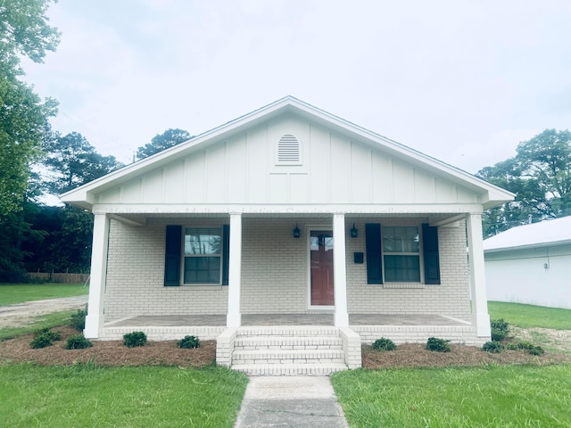 114 NW 2nd St, Fayette, AL 35555 - photo 1