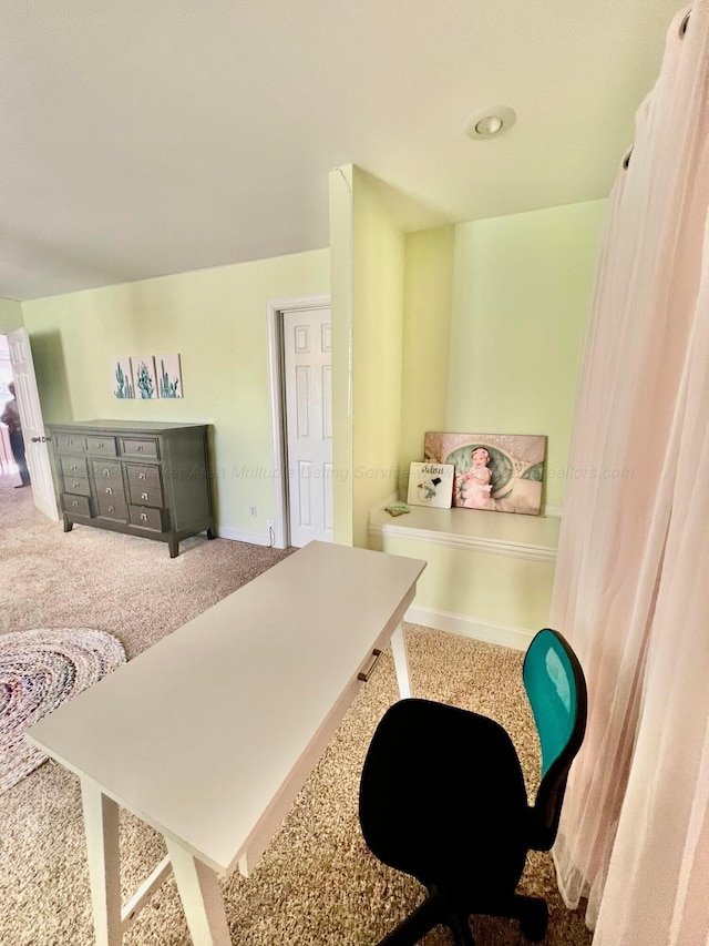 305 Chris Ln, Winfield, AL 35594 - office space with carpet floors