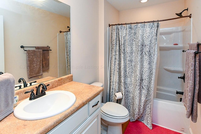 1528 Sipsey Rd, Double Springs, AL 35553 - full bathroom with toilet, vanity, and shower / bath combo with shower curtain