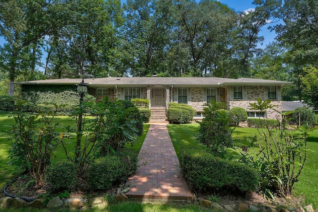 505 3rd Ave, Jasper, AL 35501 - view of front of property featuring a front yard