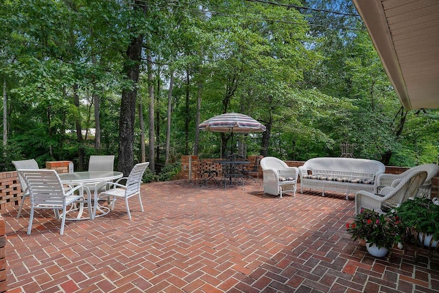 505 3rd Ave, Jasper, AL 35501 - view of patio with outdoor dining space and an outdoor hangout area