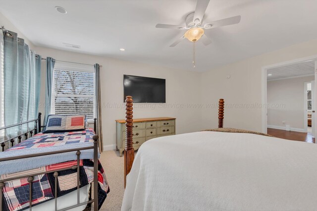 bedroom with baseboards, visible vents, ceiling fan, and recessed lighting