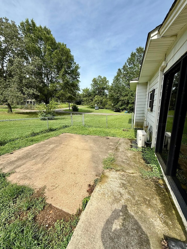1902 Williams St, Jasper, AL 35501 - view of yard with a patio area