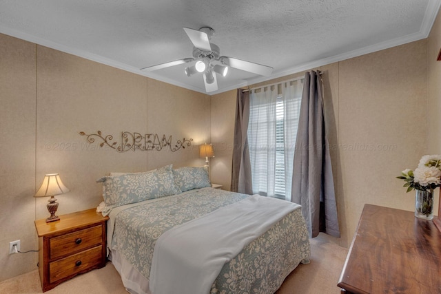 bedroom with crown molding, carpet flooring, and ceiling fan