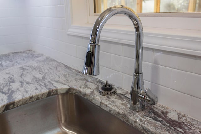 713 Hillsdale Rd, Jasper, AL 35504 - interior details with light stone counters and a sink