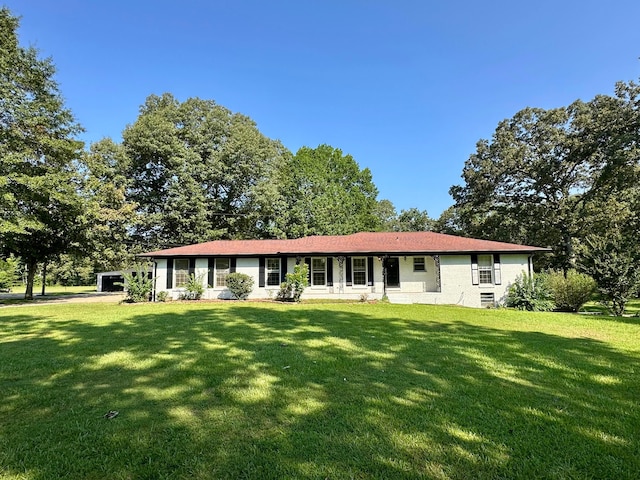 312 Crescent Cir, Jasper, AL 35503 - view of front of home with a front lawn