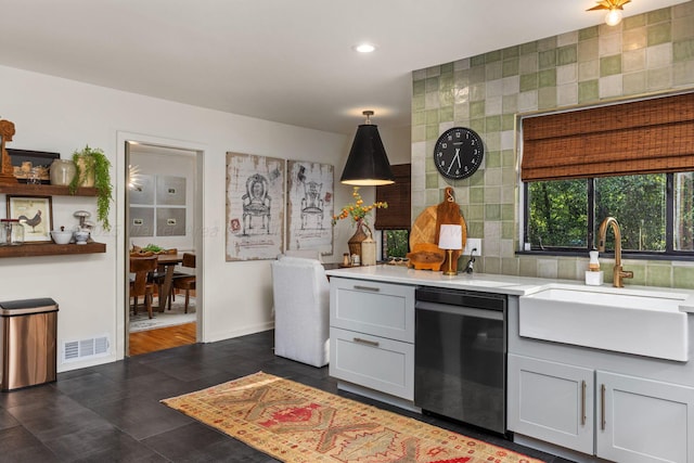 400 N Crest Cir, Jasper, AL 35501 - kitchen featuring a sink, dishwasher, recessed lighting, light countertops, and baseboards