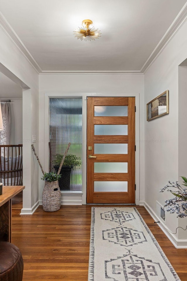 400 N Crest Cir, Jasper, AL 35501 - entrance foyer with crown molding, wood finished floors, and baseboards