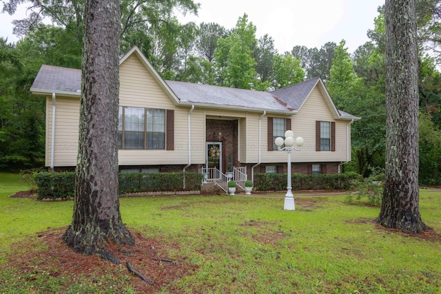 1925 Sharon Blvd, Dora, AL 35062 - raised ranch featuring a front lawn