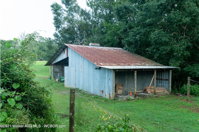 12 Dover Rd, Haleyville, AL 35565 - view of pole building featuring a lawn