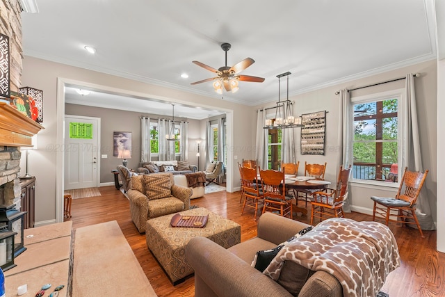 136 Grand Magnolia, Jasper, AL 35504 - living room featuring a ceiling fan, wood finished floors, ornamental molding, baseboards, and recessed lighting
