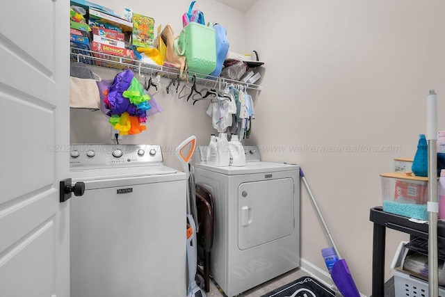 474 Meadow Way, Jasper, AL 35501 - laundry area with washing machine and dryer