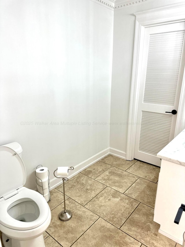 4963 Littleville Rd, Haleyville, AL 35565 - bathroom featuring tile patterned floors and vanity