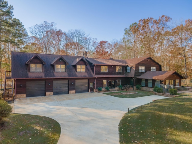 view of front of home with a garage