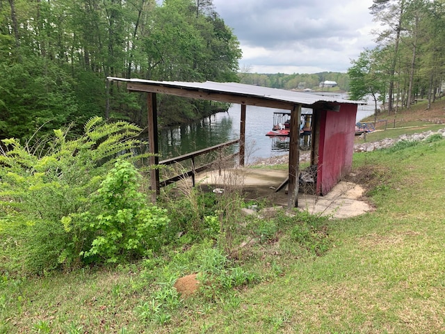 dock area featuring a water view