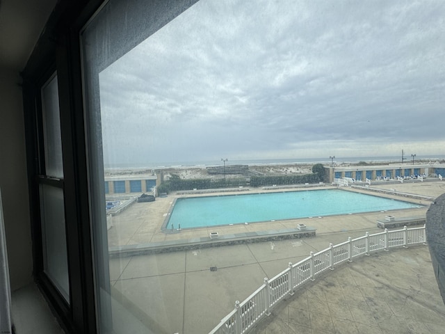 view of swimming pool