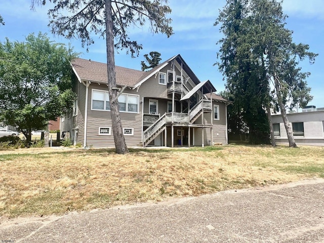 view of front facade