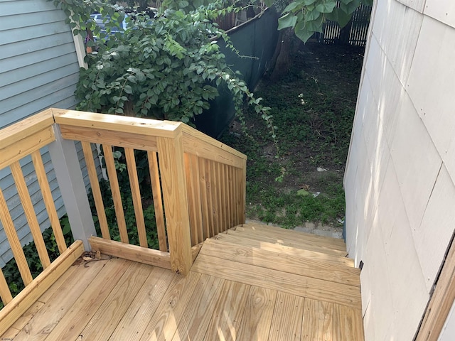 13 Vola Ln, Pleasantville, NJ 08232 - wooden deck with fence
