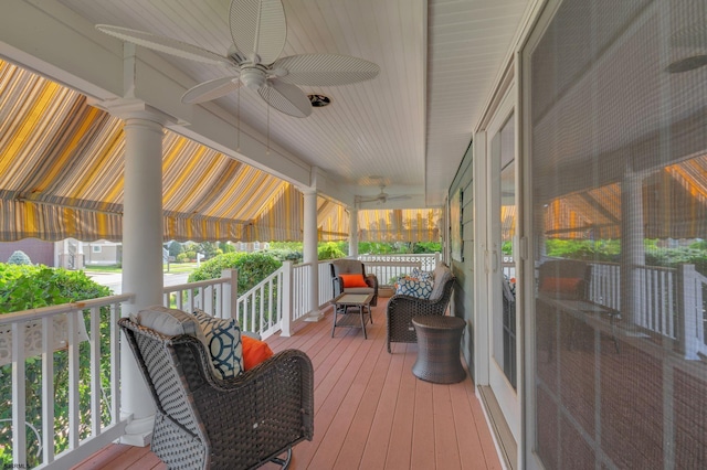 deck with ceiling fan