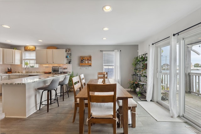 dining area featuring light hardwood / wood-style floors