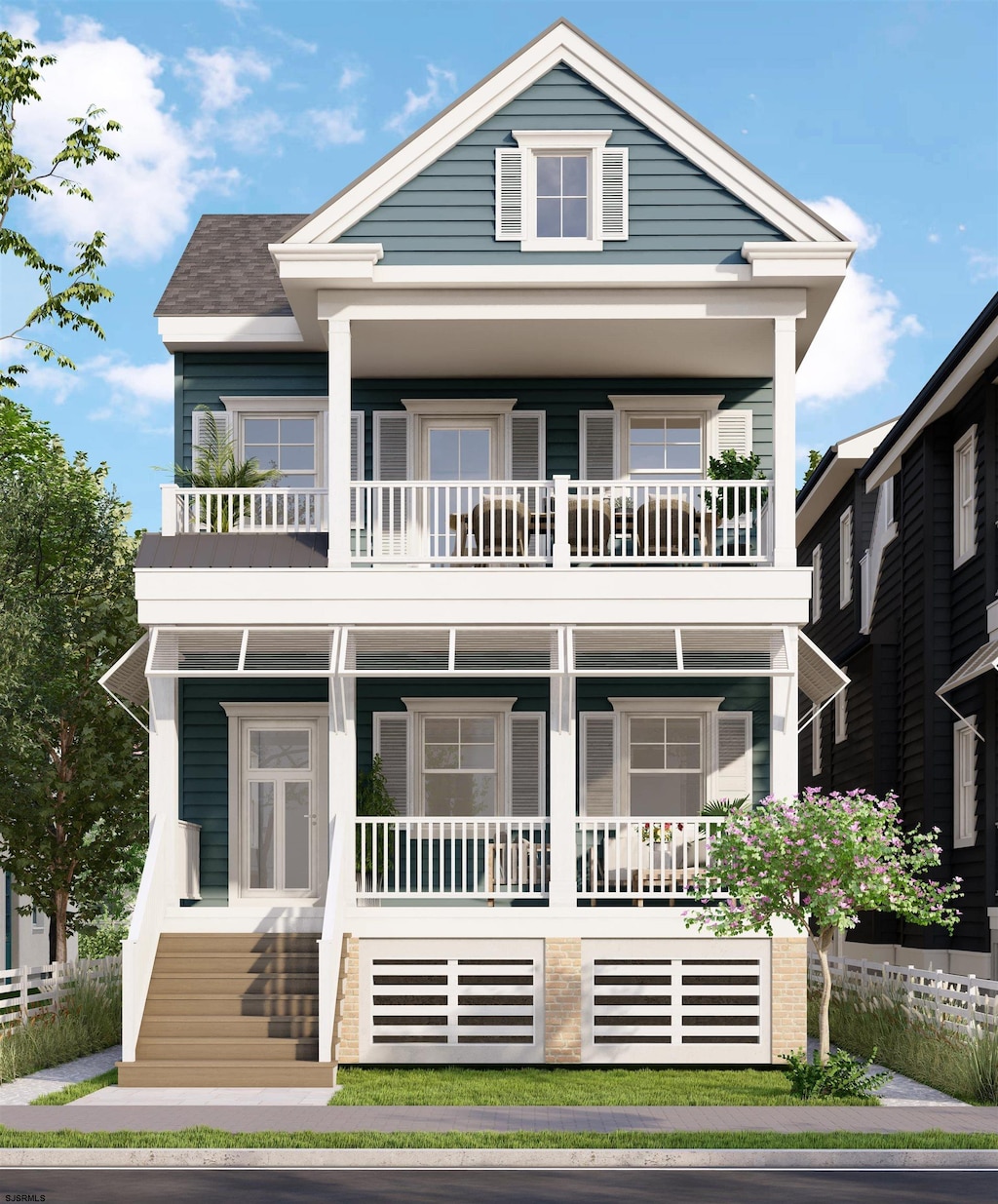 view of front of house featuring a balcony and covered porch