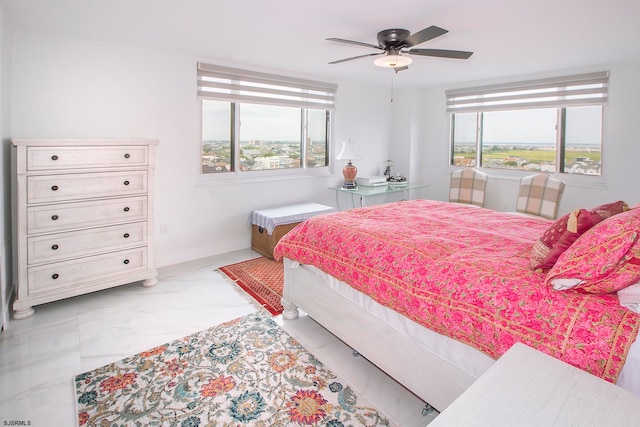 bedroom with ceiling fan