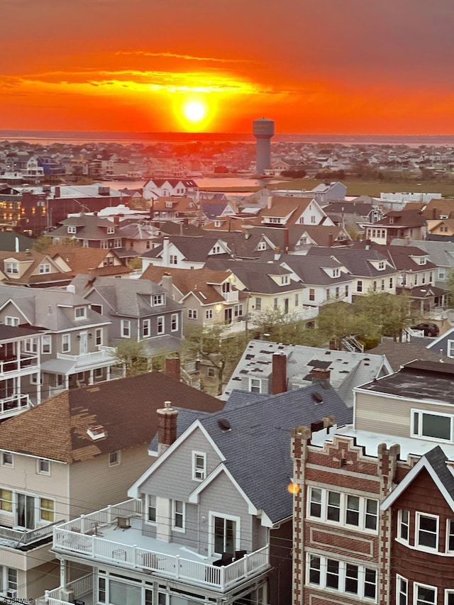 view of aerial view at dusk