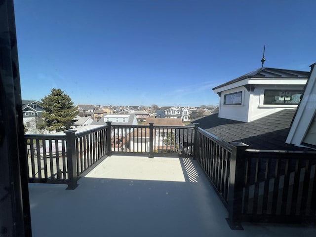 27 Spruce Rd, Ocean City, NJ 08226 - balcony featuring a residential view
