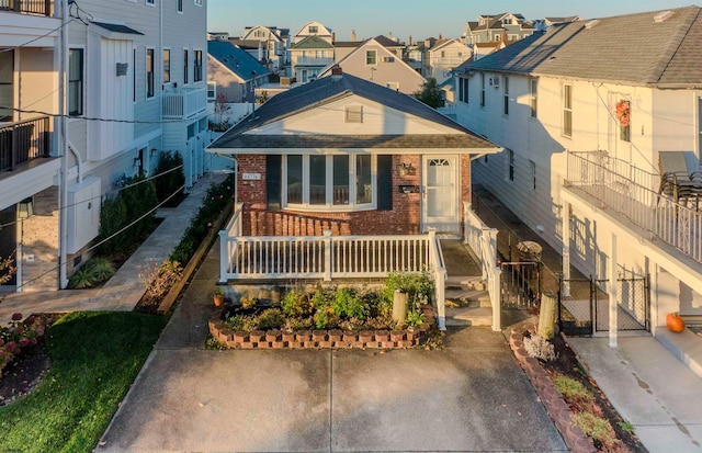 view of front of house