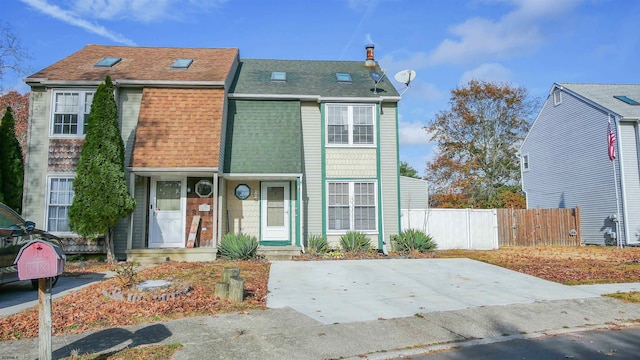 view of front of home