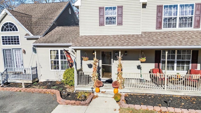 view of front of property with a porch