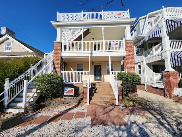 view of front of house with a porch