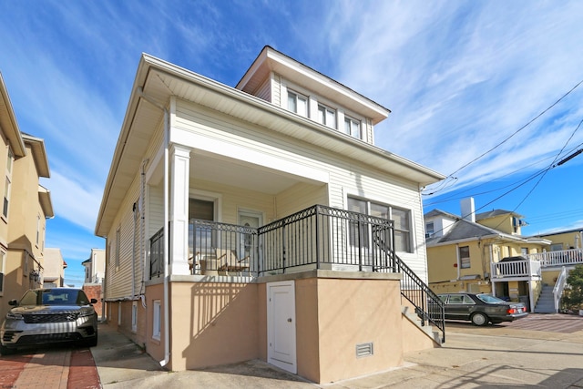 view of front facade