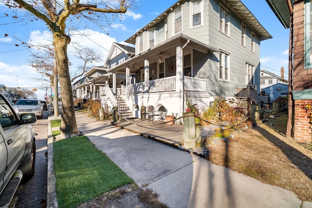 view of front of house with covered porch