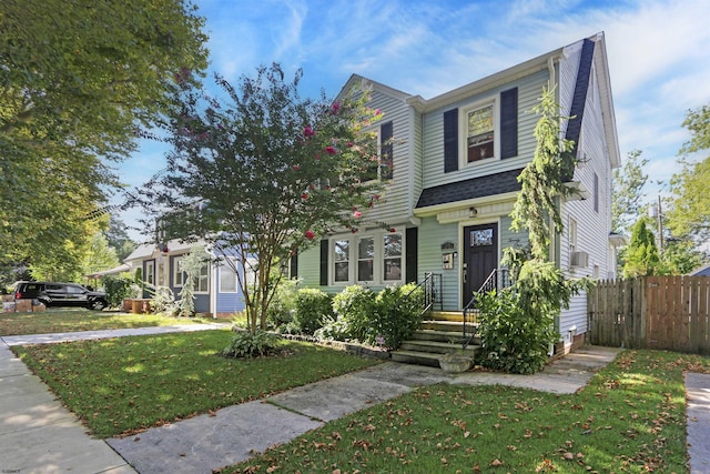 view of front of house featuring a front yard