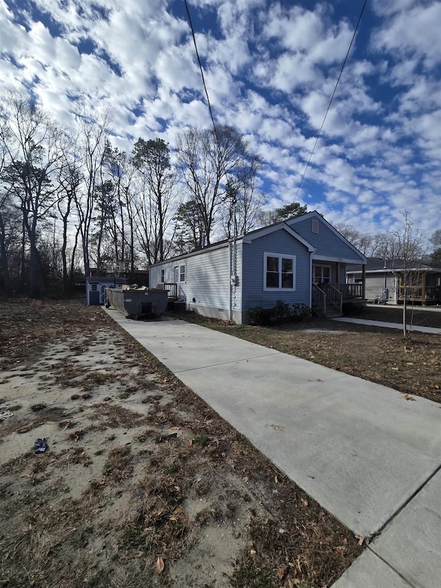 view of home's exterior