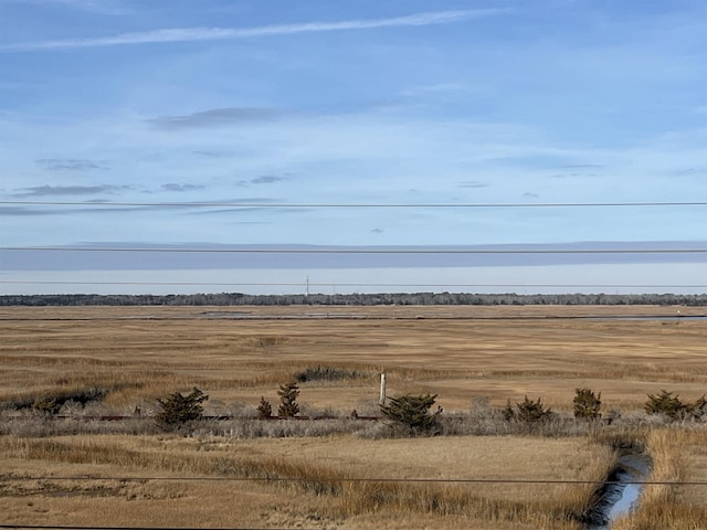 water view featuring a rural view