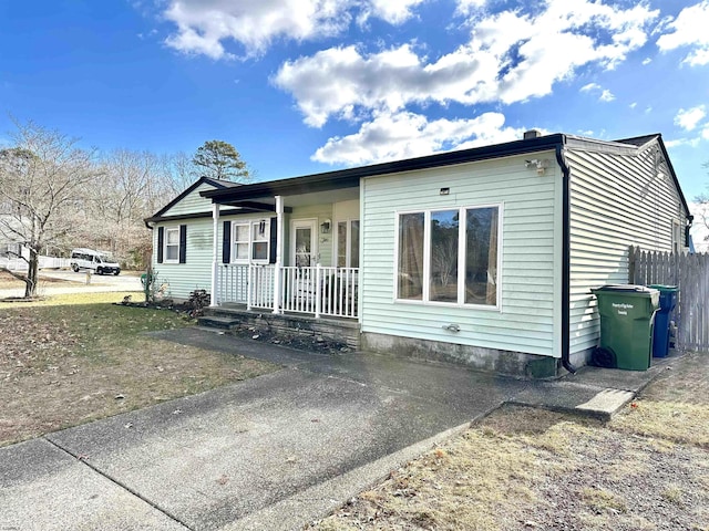 view of front of home with a porch