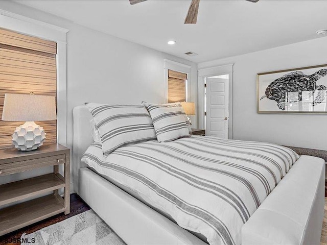 bedroom featuring ceiling fan