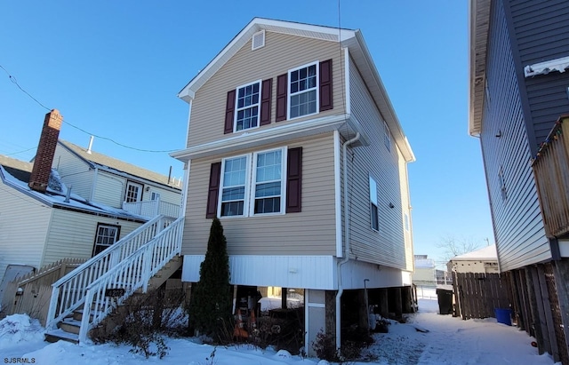 view of front of property