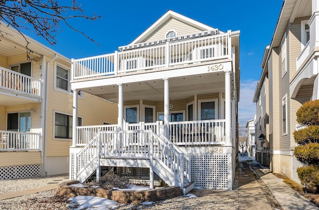 view of front of property with a porch