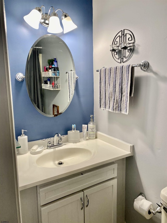 bathroom with vanity